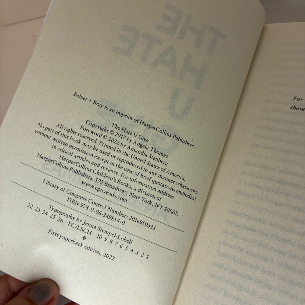 The Hate U Give Book Angie Thomas YA Kidcore Fiction Paperback Anti-Racism Guide - Picture 8 of 10